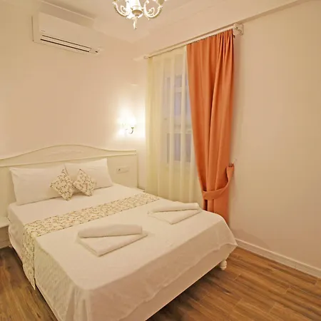 Denizyildizi Hotell *