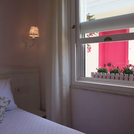 Denizyildizi Hotell *