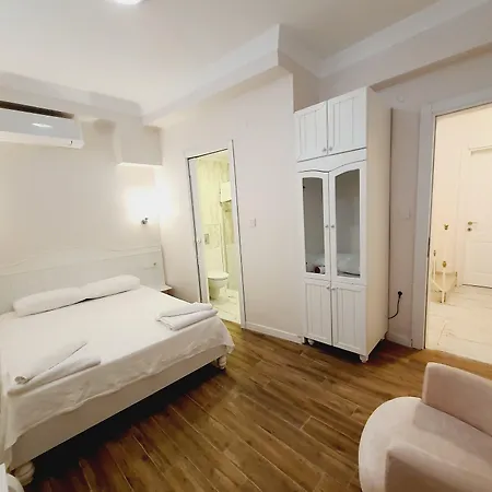 Denizyildizi Hotel *