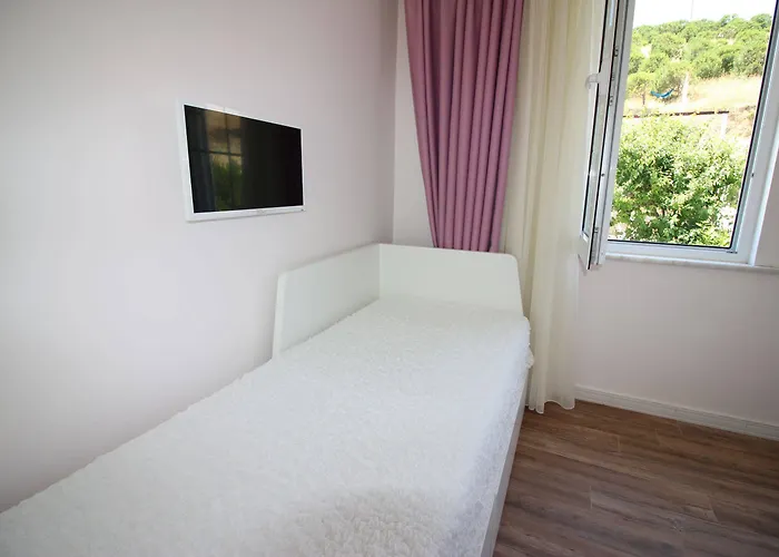 Denizyildizi Bozcaada